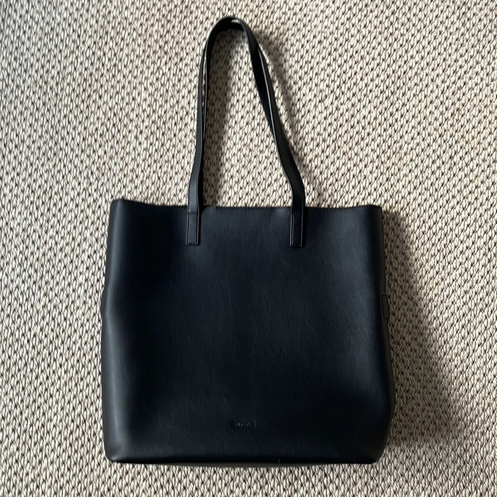 Black AWAY longitude tote bag